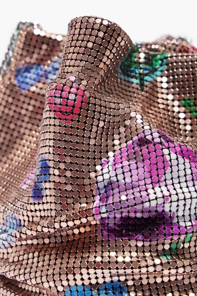 acessórios Bimba Y Lola bolsa bucket mesh com estampa de joias caídas dourado P28JFH147