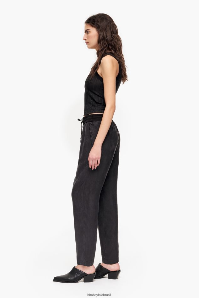 roupas Bimba Y Lola calça jogger cupro preto P28JFH413